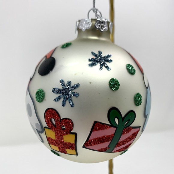 Romero Britto 2004 Christmas Santa & Presents Glass Ball Decorated Ornament - Picture 2 of 11